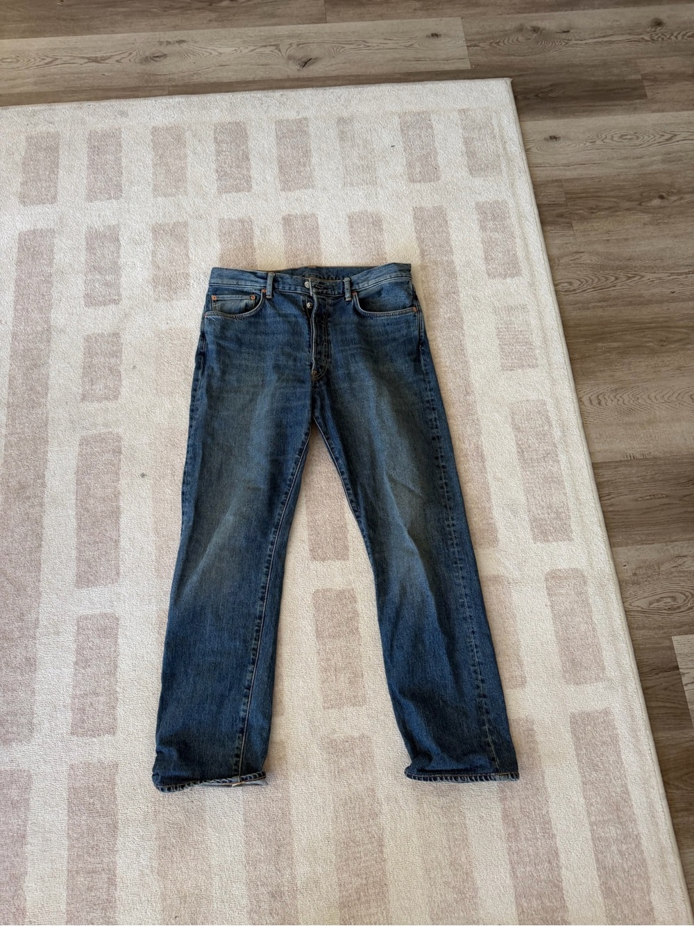 Buck Mason Men's Straight Jeans in Blue Denim. Size 34 x 34 and only worn once!